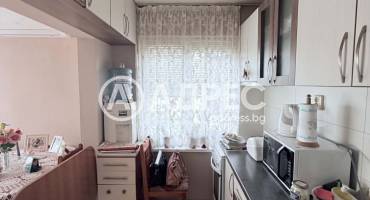 Къща/Вила, Добрич, 696058, Снимка 1