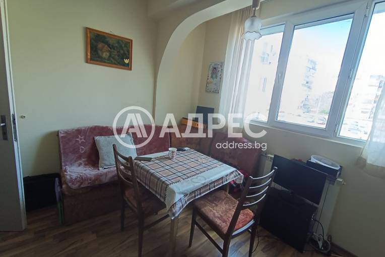 Двустаен апартамент, Разград, Орел, 653060, Снимка 1