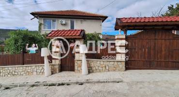 Къща/Вила, Девня, Девня, 668060, Снимка 1