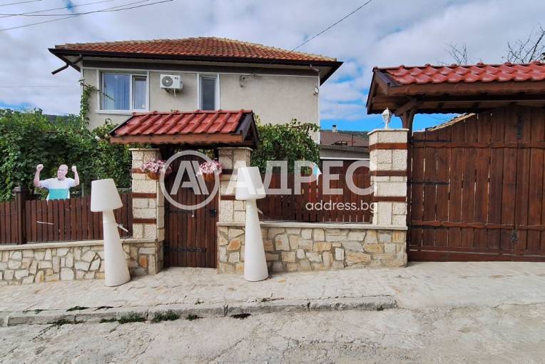 Къща/Вила, Девня, Девня, 668060, Снимка 1