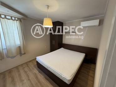 Етаж от къща, Пловдив, Бунарджика, 671060, Снимка 1