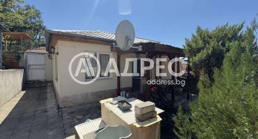 Етаж от къща, Пловдив, Бунарджика, 671060, Снимка 9