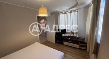 Етаж от къща, Пловдив, Бунарджика, 671060, Снимка 1