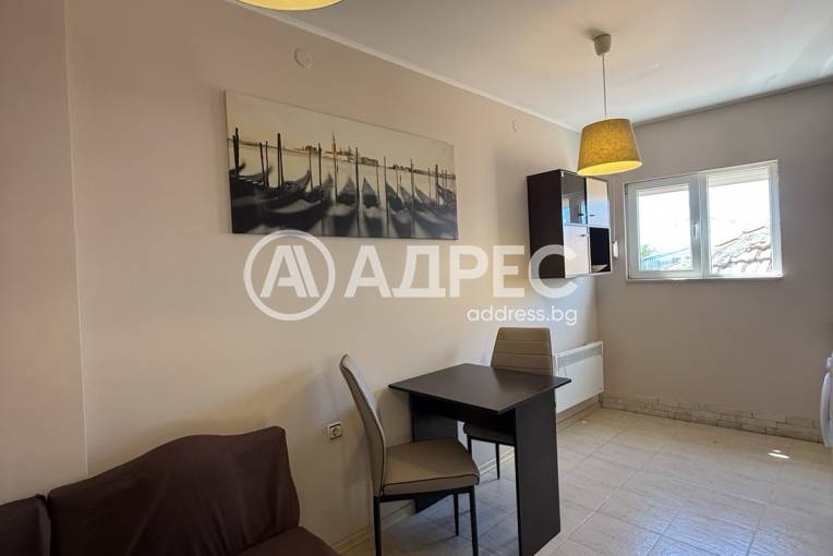 Етаж от къща, Пловдив, Бунарджика, 671060, Снимка 4