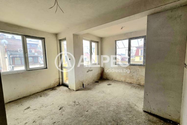 Тристаен апартамент, Плевен, Идеален център, 672060, Снимка 5