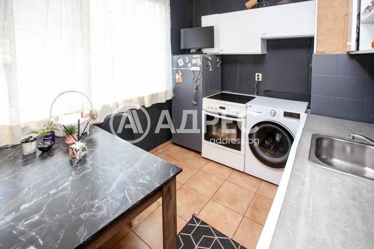 Двустаен апартамент, София, Иван Вазов, 697060, Снимка 10