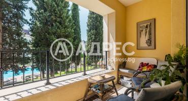 Тристаен апартамент, Варна, к.к. Св.Св. Константин и Елена, 702060, Снимка 2