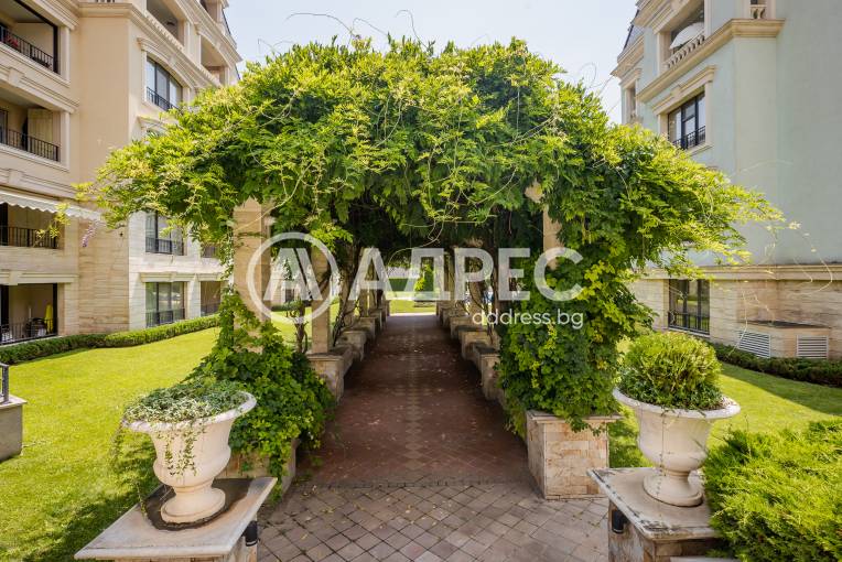 Тристаен апартамент, Варна, к.к. Св.Св. Константин и Елена, 702060, Снимка 26
