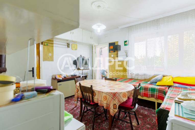 Етаж от къща, Плевен, 9-ти квартал, 667061, Снимка 1