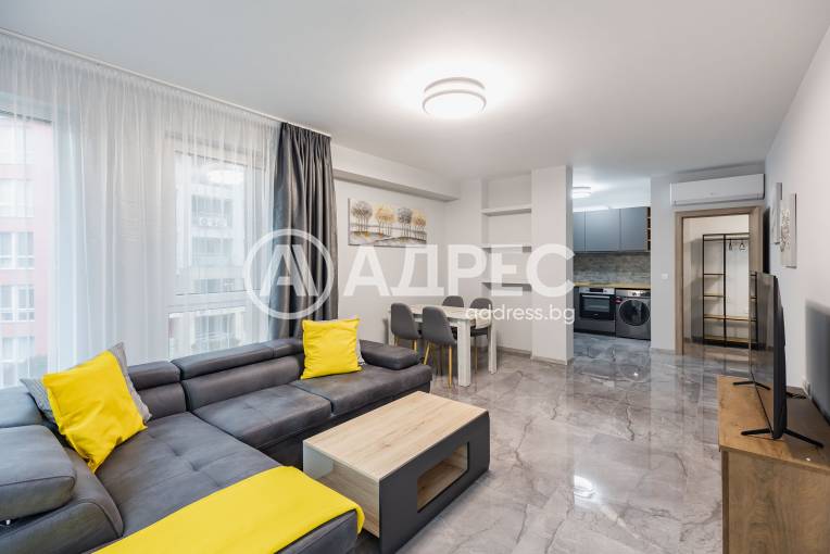 Двустаен апартамент, Варна, к.к. Св.Св. Константин и Елена, 684062, Снимка 1