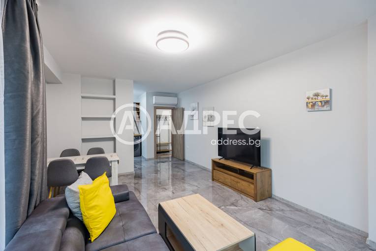 Двустаен апартамент, Варна, к.к. Св.Св. Константин и Елена, 684062, Снимка 9