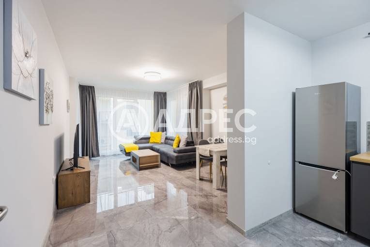 Двустаен апартамент, Варна, к.к. Св.Св. Константин и Елена, 684062, Снимка 2