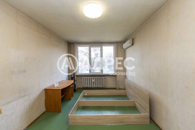 Тристаен апартамент, София, Хиподрума, 688062, Снимка 10