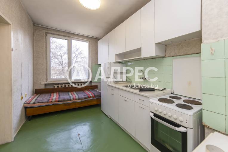 Тристаен апартамент, София, Хиподрума, 688062, Снимка 12