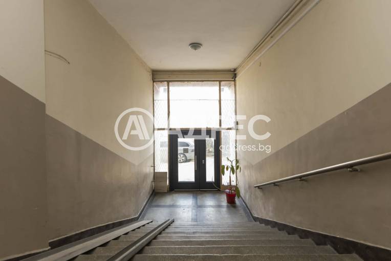 Тристаен апартамент, София, Хиподрума, 688062, Снимка 2