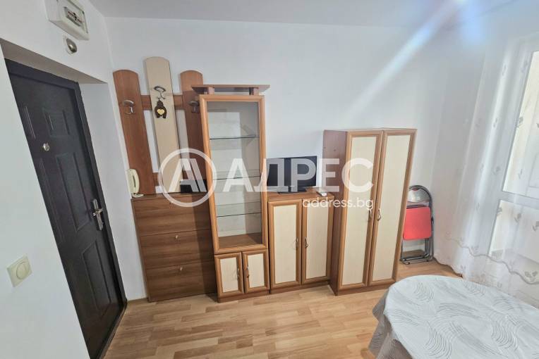 Едностаен апартамент, Варна, Колхозен пазар, 702063, Снимка 1