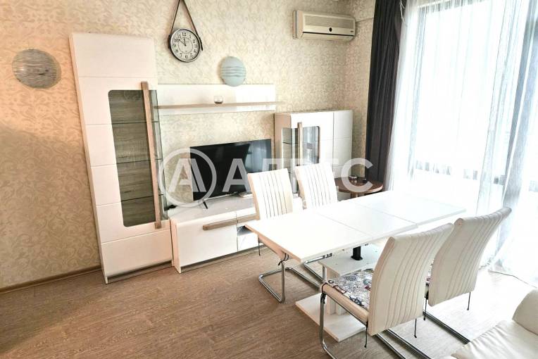 Двустаен апартамент, Слънчев бряг, Камелия, 684064, Снимка 1