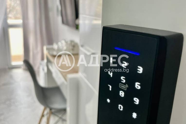 Многостаен апартамент, Варна, Икономически университет, 699065, Снимка 21