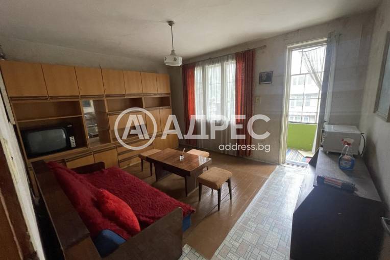 Многостаен апартамент, Шумен, Болницата, 672066, Снимка 2