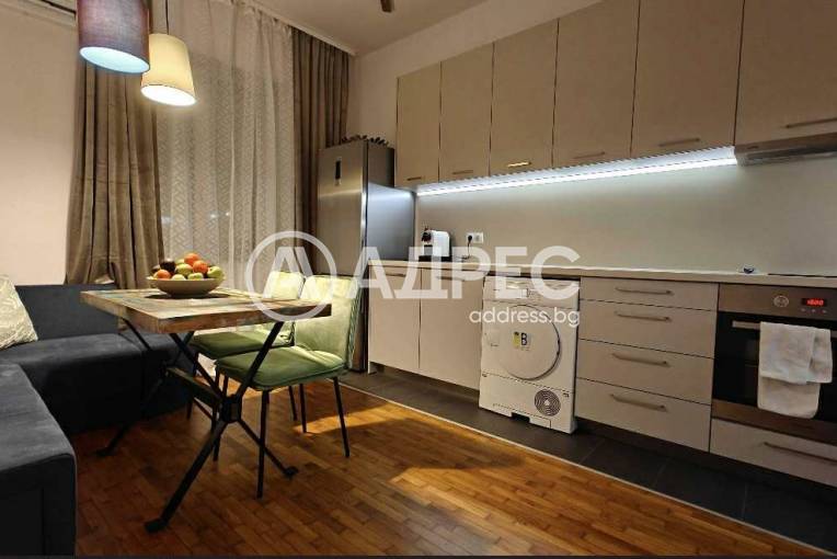 Тристаен апартамент, Пловдив, Център, 676066, Снимка 1