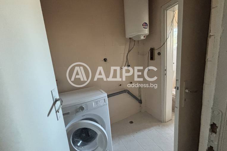 Многостаен апартамент, Хасково, Училищни, 681066, Снимка 9