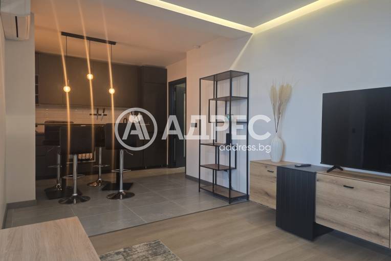 Тристаен апартамент, София, Манастирски ливади - изток, 688067, Снимка 1