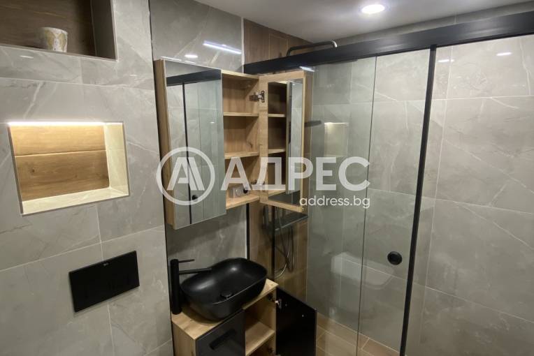 Тристаен апартамент, София, Подуяне, 691068, Снимка 1