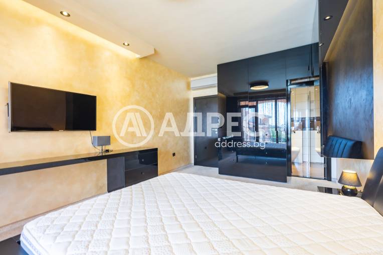 Тристаен апартамент, Варна, к.к. Св.Св. Константин и Елена, 690069, Снимка 9