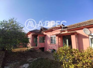 Къща/Вила, Павликени, 675073, Снимка 1