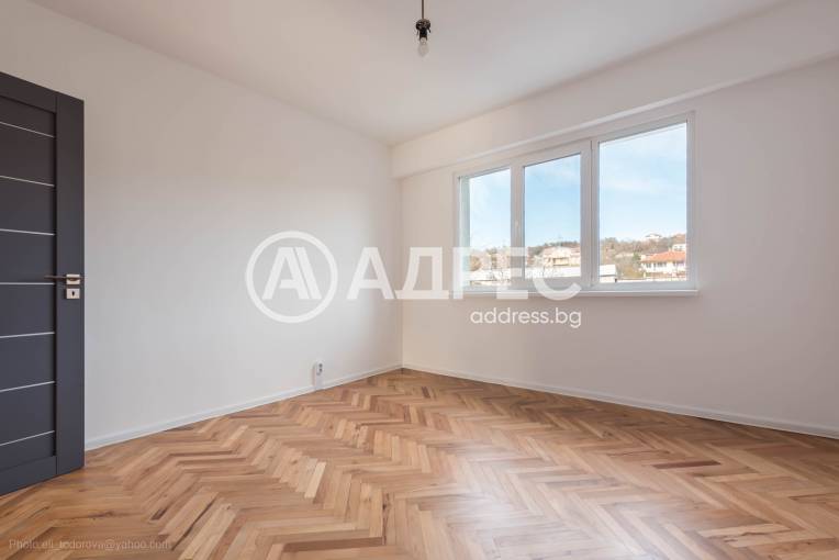 Тристаен апартамент, Варна, Цветен квартал, 612076, Снимка 2