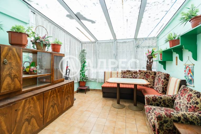 Тристаен апартамент, Варна, Спортна зала, 671077, Снимка 1