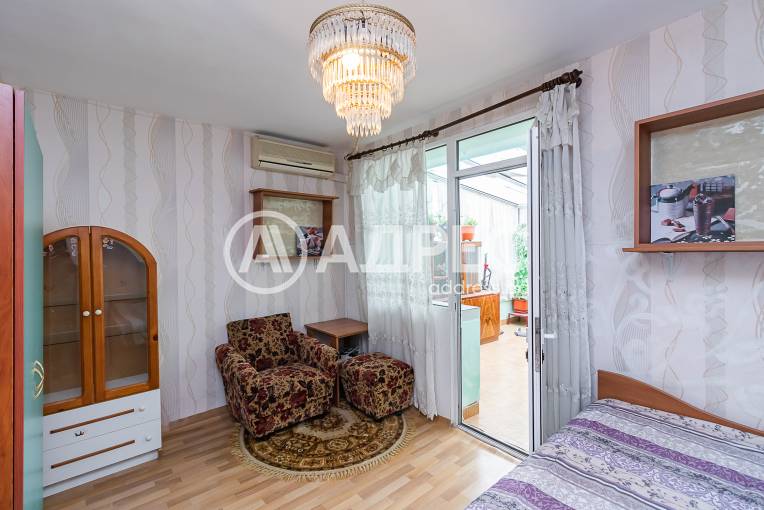 Тристаен апартамент, Варна, Спортна зала, 671077, Снимка 16