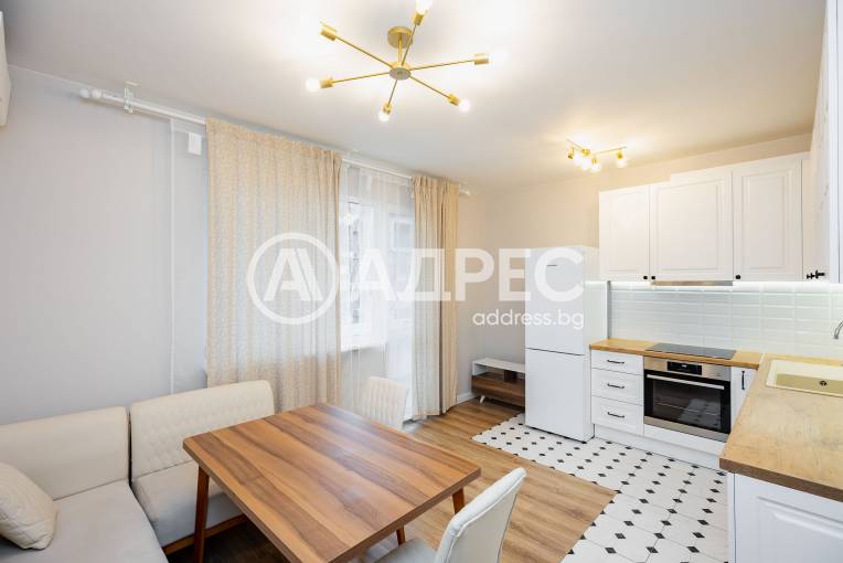 Двустаен апартамент, Варна, Левски, 678077, Снимка 1