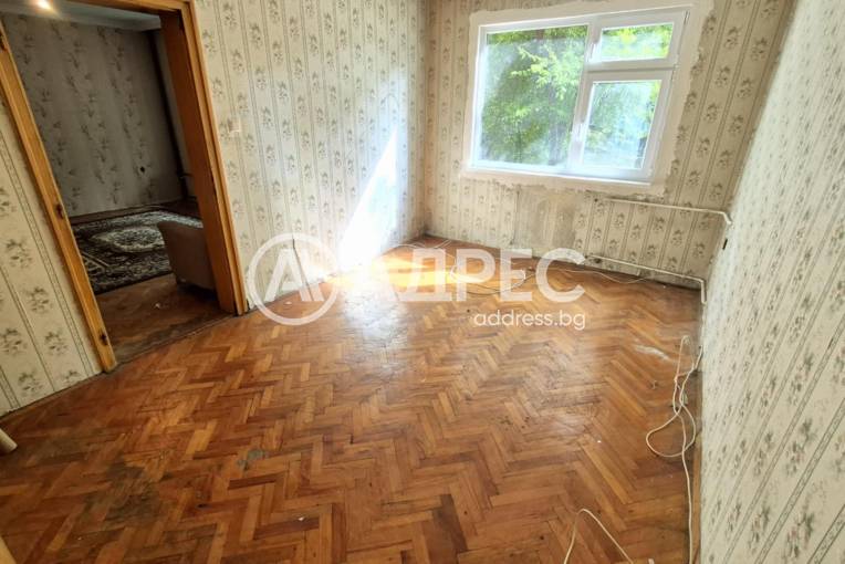 Двустаен апартамент, София, Толстой, 680077, Снимка 3