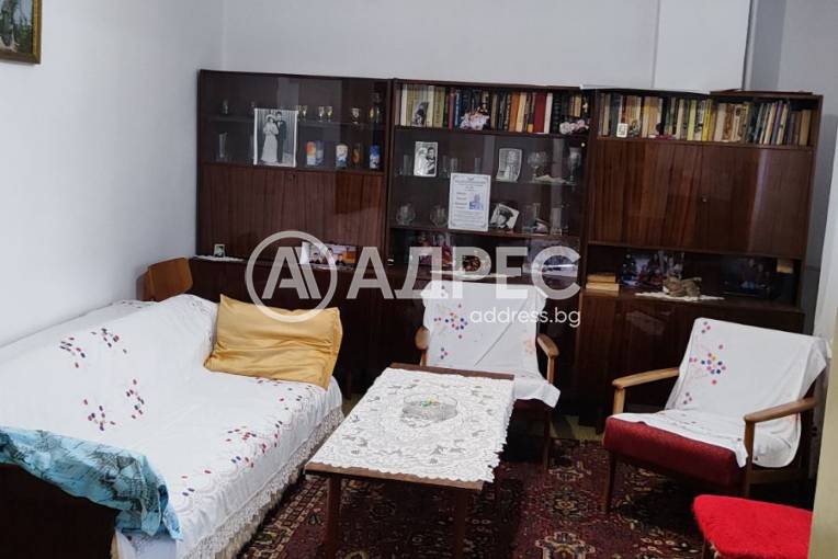 Тристаен апартамент, Стара Загора, Три чучура- център, 663078, Снимка 1