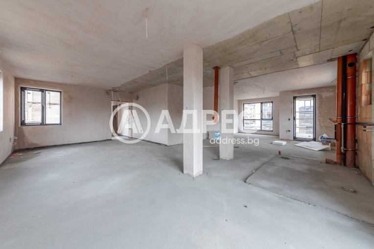 Тристаен апартамент, Варна, к.к. Св.Св. Константин и Елена, 678079, Снимка 1