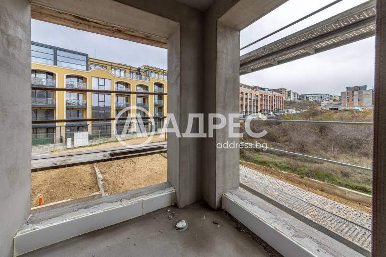 Тристаен апартамент, Варна, к.к. Св.Св. Константин и Елена, 678079, Снимка 5