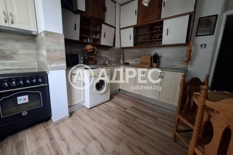 Двустаен апартамент, София, Свобода, 681080, Снимка 1