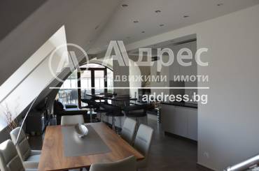 Многостаен апартамент, Добрич, Център, 460081, Снимка 1