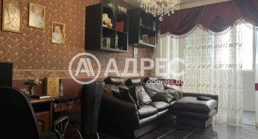 Двустаен апартамент, Казанлък, Изток, 698082, Снимка 1