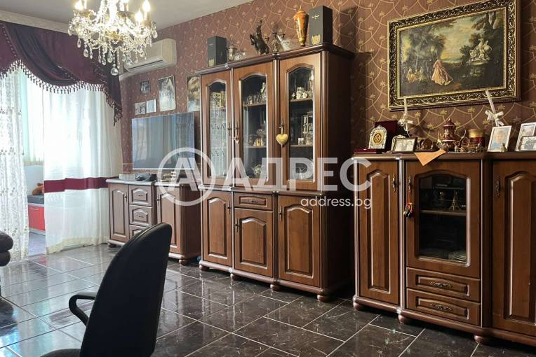 Двустаен апартамент, Казанлък, Изток, 698082, Снимка 2