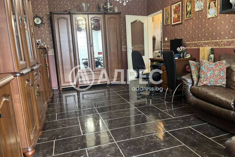 Двустаен апартамент, Казанлък, Изток, 698082, Снимка 3