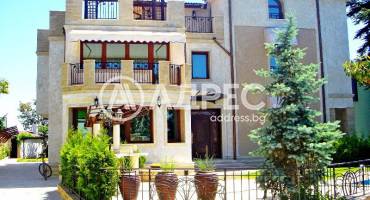 Къща/Вила, Варна, к.к. Св.Св. Константин и Елена, 663084, Снимка 1