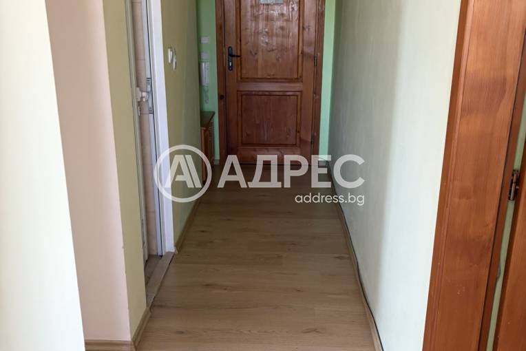 Тристаен апартамент, Велико Търново, Бузлуджа, 665084, Снимка 1