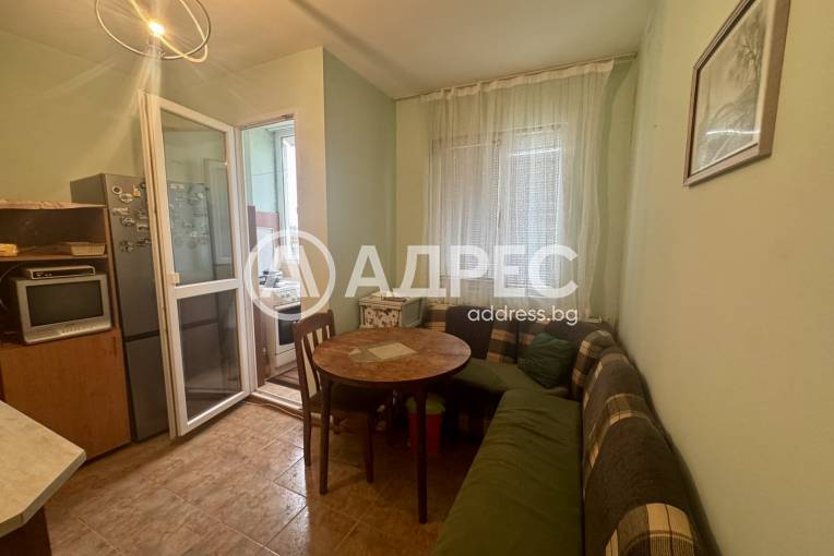 Двустаен апартамент, Попово, 676084, Снимка 3