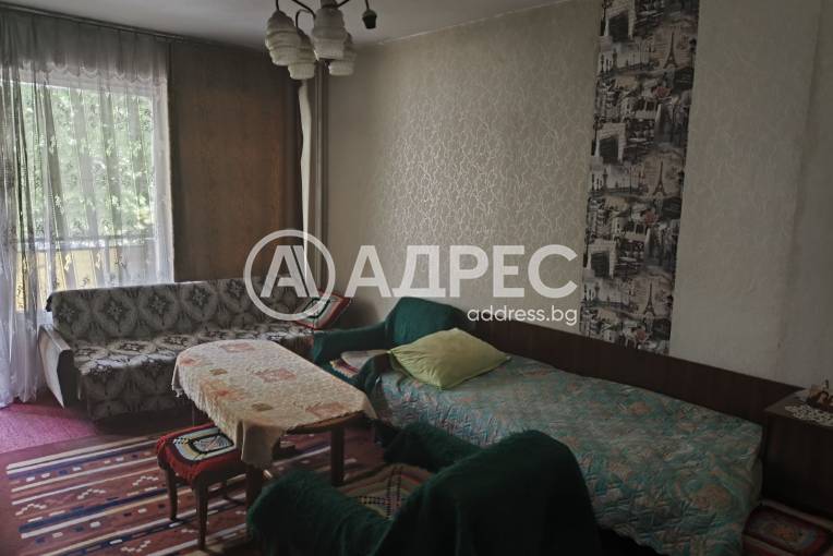 Двустаен апартамент, Разград, Орел, 702085, Снимка 2