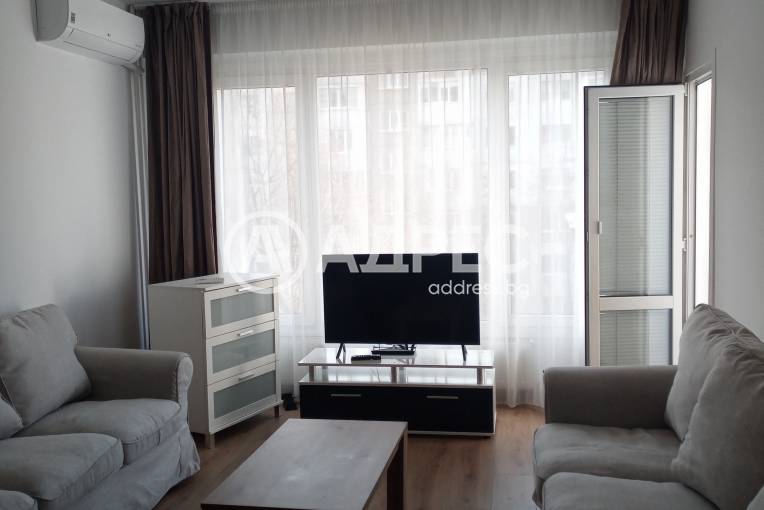 Тристаен апартамент, София, Борово, 688087, Снимка 1