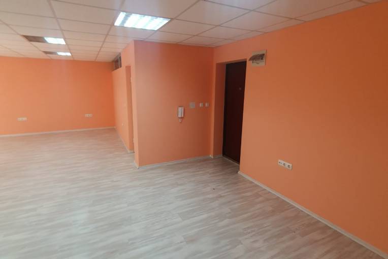 Офис, Добрич, Център, 273088, Снимка 2