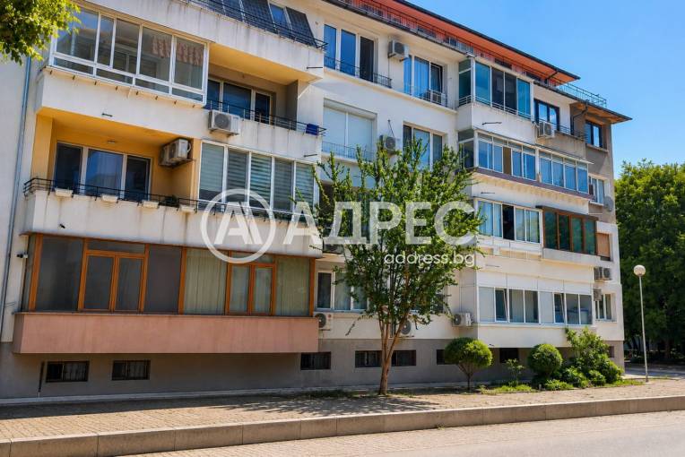 Тристаен апартамент, Варна, Нептун, 703088, Снимка 1