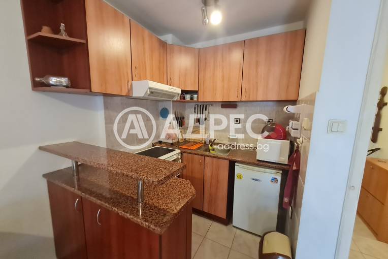 Двустаен апартамент, Варна, Червен площад, 675089, Снимка 2